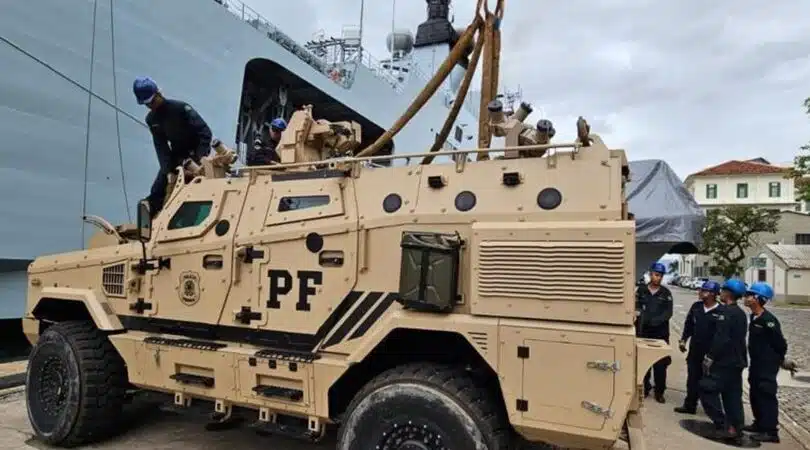Blindados da PF enviados à BA são equipamentos de guerra resistentes a ataques com bombas