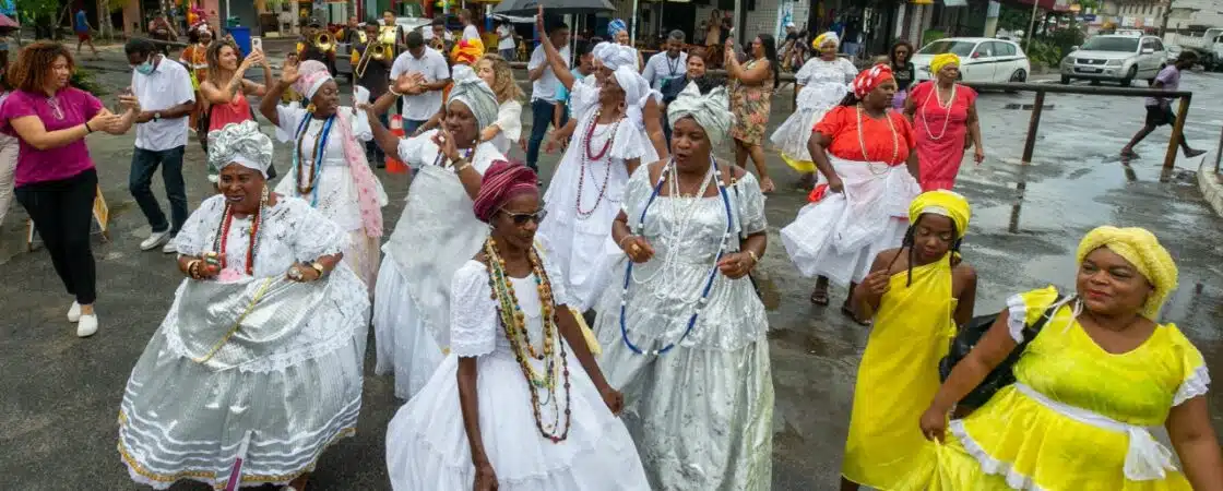 Dia das Baianas de Acarajé é celebrado em Arembepe neste sábado