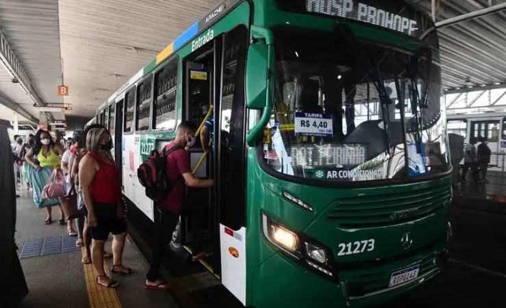 GREVE: Salvador pode ficar sem ônibus a partir de sexta-feira
