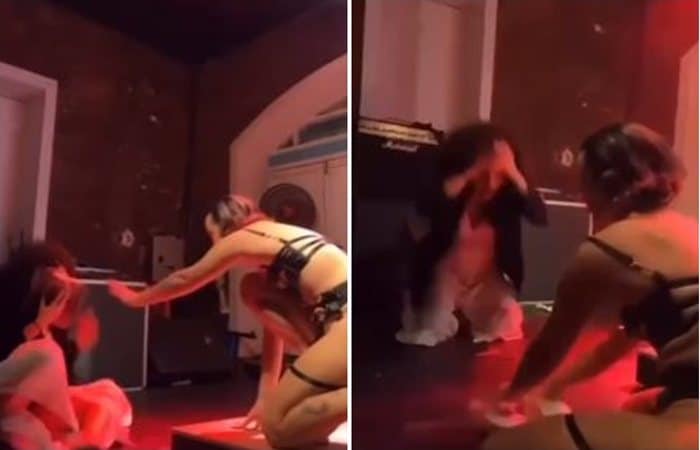 Atriz rasga Bíblia e faz cenas obscenas em peça teatral