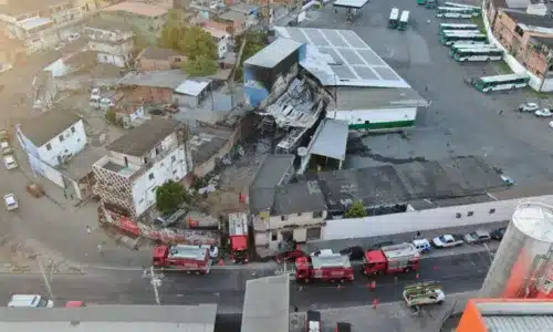 Ônibus que pegaram fogo em Salvador estavam em manutenção