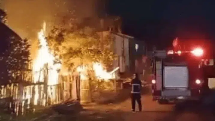 Homem embriagado coloca fogo na residência onde mora no interior