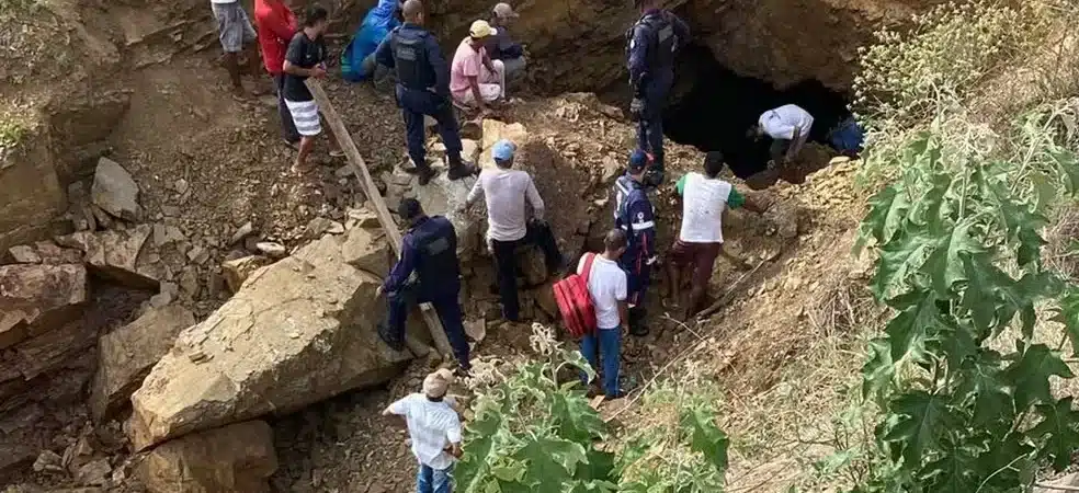 Homem morre após ser soterrado em área de garimpo na Bahia