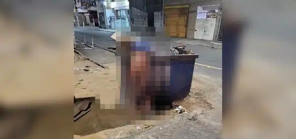 Corpo é abandonado em contêiner de lixo em Salvador