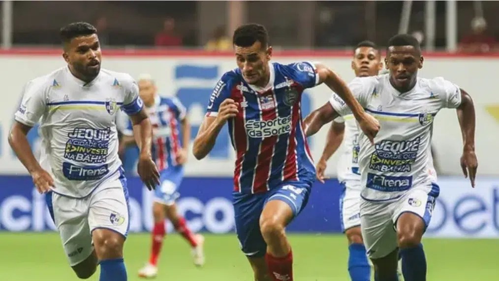 O Bahia, que está prestes a enfrentar o Jequié na partida de volta da semifinal do Campeonato Baiano no próximo sábado (16), tem apresentado um histórico recente bastante favorável na Arena Fonte Nova. Em seus domínios, o Bahia saiu vitorioso em seis dos sete jogos disputados. No entanto, foi justamente a ADJ a responsável pela única derrota da equipe em casa.