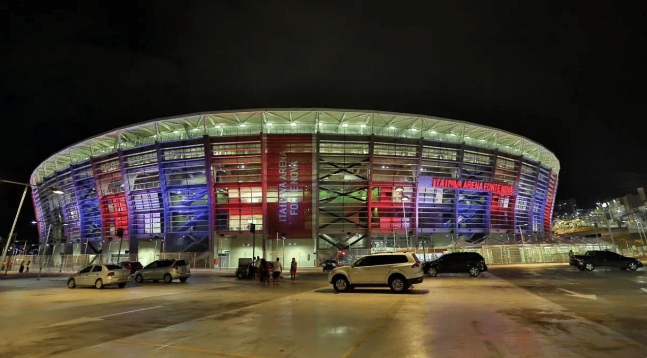 O clássico Ba-Vi, marcado para esta quarta-feira (20), às 21h30, na Arena Fonte Nova, como parte da 6ª rodada da Copa do Nordeste, terá um planejamento de segurança abrangente, abrangendo tanto as áreas internas quanto externas do estádio. Diversos órgãos trabalharão em conjunto para garantir a tranquilidade dos torcedores antes, durante e após o jogo, com a implementação de medidas preventivas e de controle para assegurar um ambiente seguro e pacífico para todos os envolvidos.