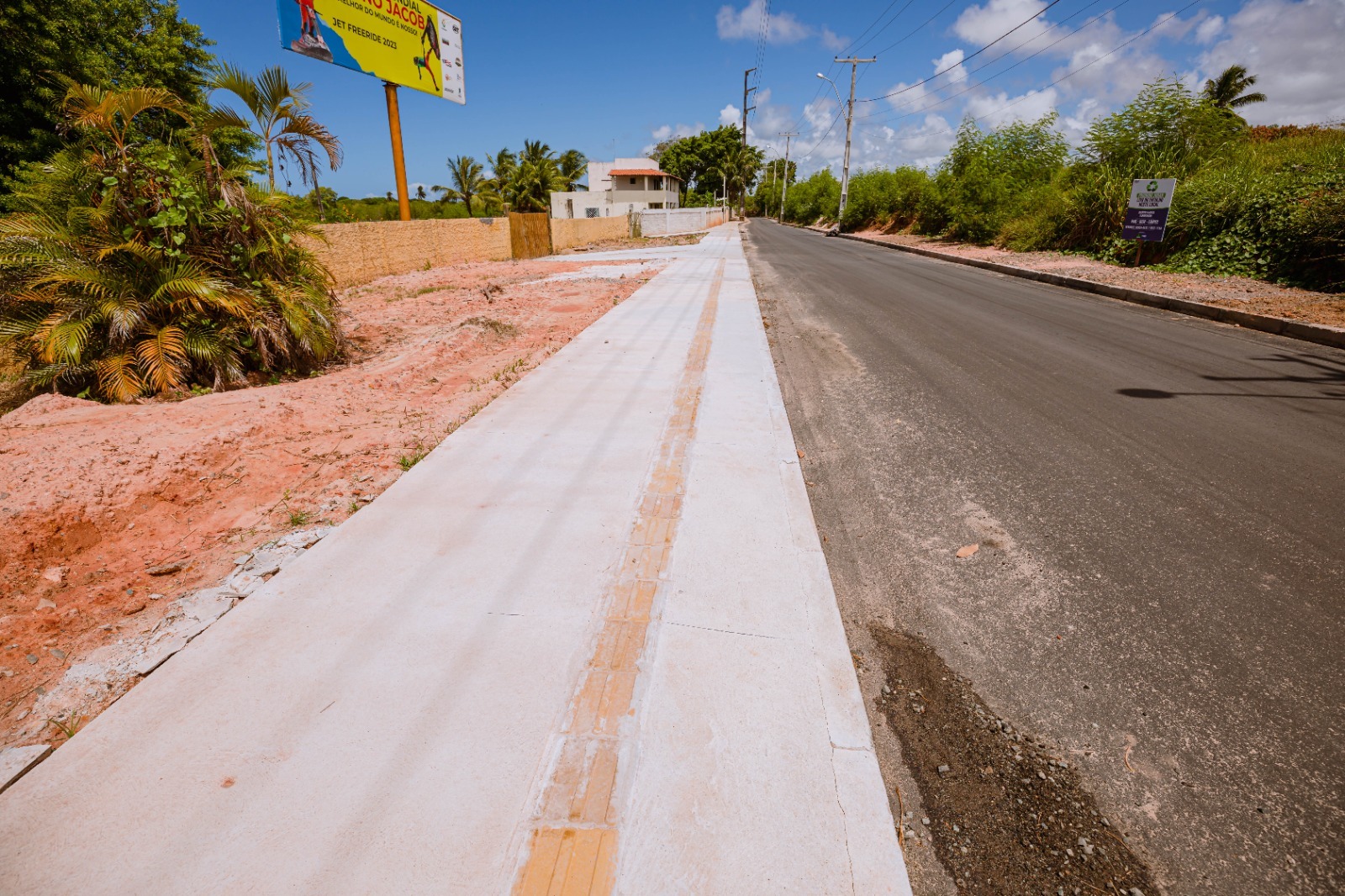 Obras de requalificação em Barra do Jacuípe avançam