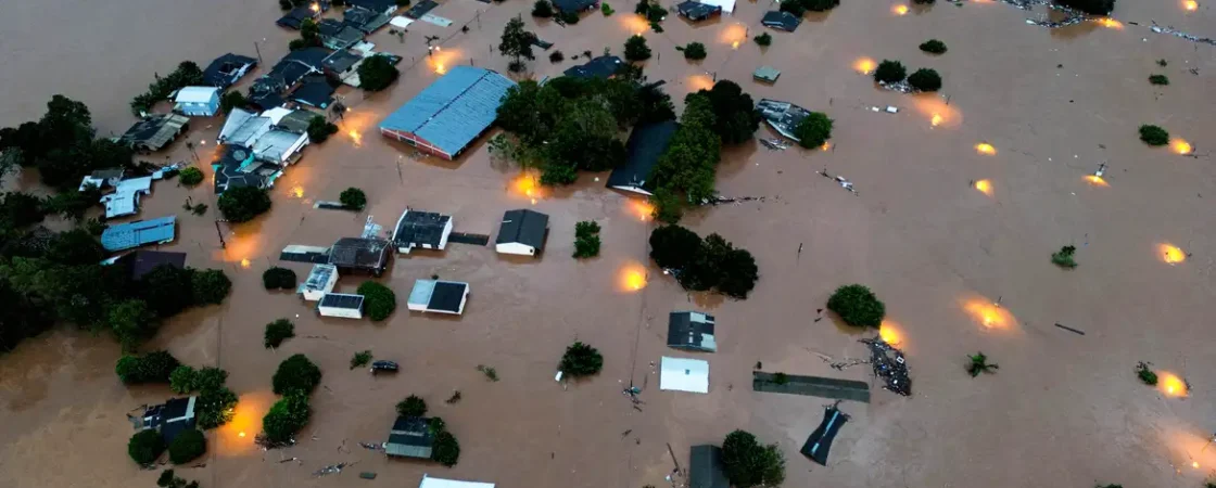 Barragem rompe em meio a enchente no RS; número de mortos no Estado chegam a 29