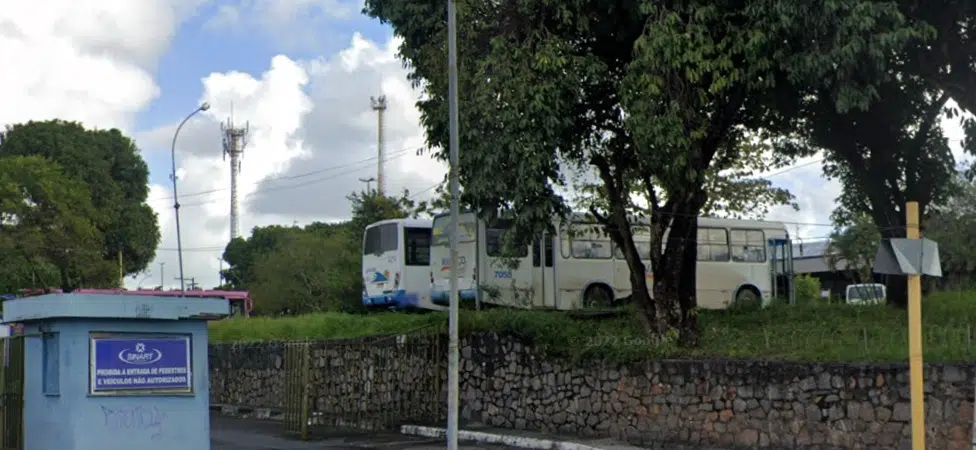 Passageiros de Camaçari ficam sem ônibus para Mussurunga