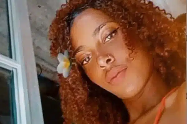 Jovem morre após ser queimada com água quente em Salvador