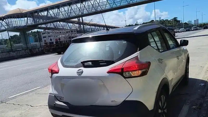 Carro com placa clonada é apreendido em Salvador