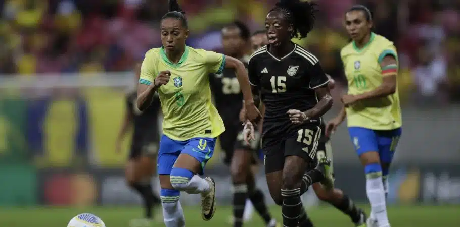 Futebol Feminino: Amistoso entre Brasil e Jamaica acontece na Fonte Nova