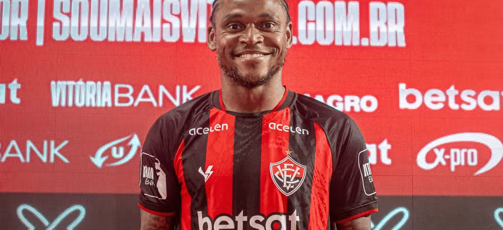 Luiz Adriano é afastado e deve sair do Vitória