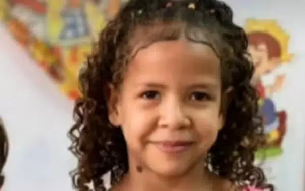 Menina de 6 anos morre ao tentar atravessar rua na Bahia
