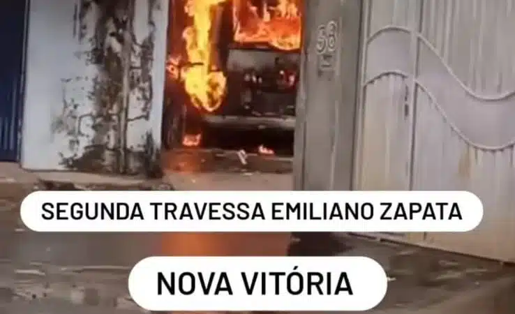 Casa pega fogo na Nova Vitória