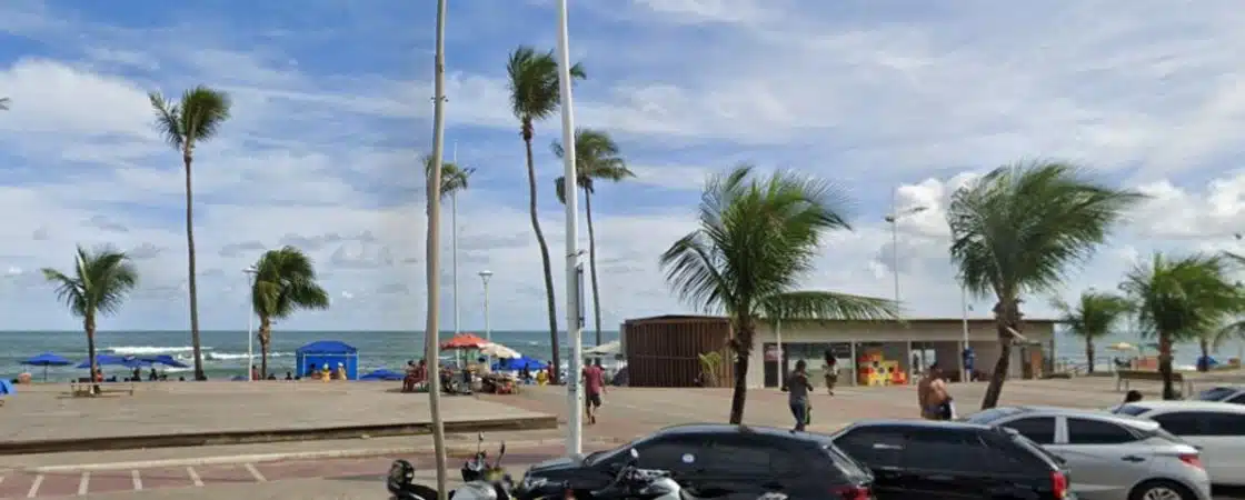 Corpo de homem é encontrado boiando em praia de Salvador