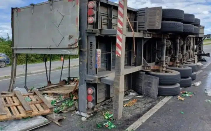 Homem morre após sofrer mal súbito enquanto furtava carga de cerveja