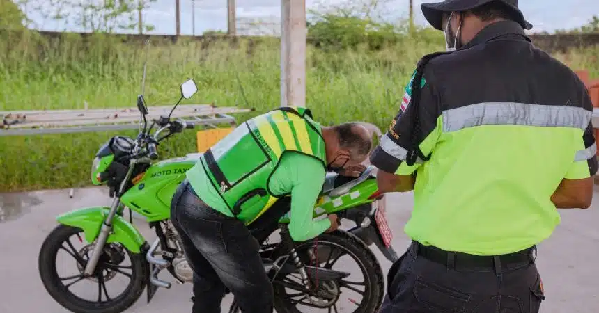 Período de renovação de alvará para transporte alternativo por mototáxi é aberto em Camaçari