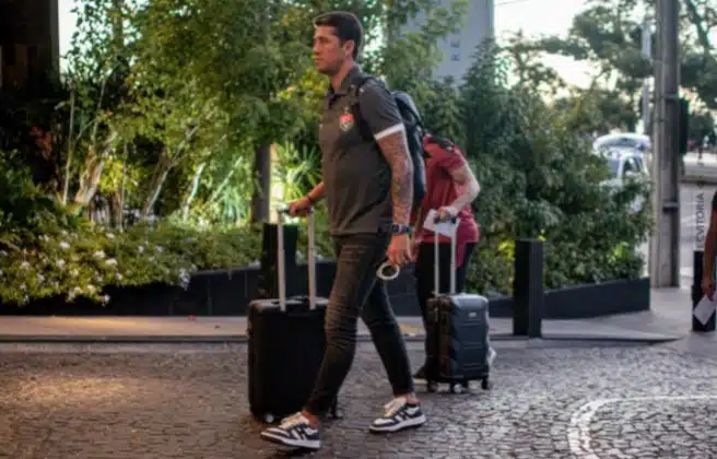 Vitória visita o Fortaleza na Arena Castelão