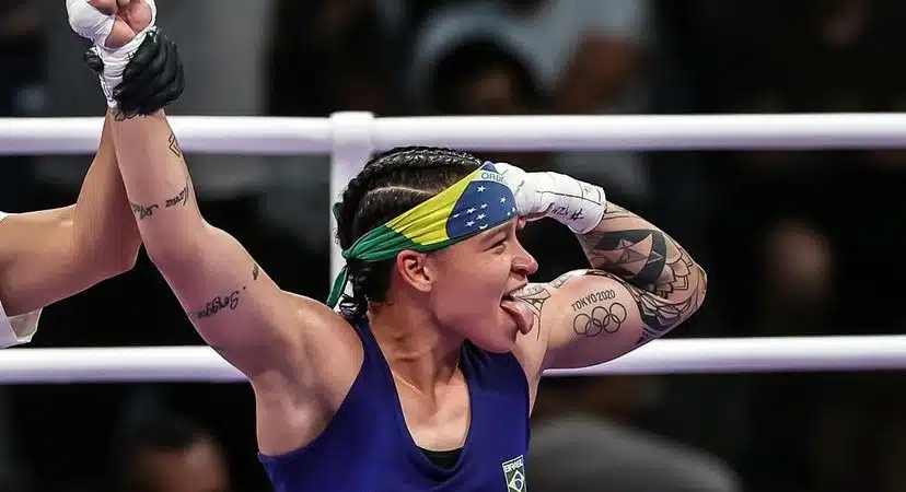 Baiana, Bia Ferreira perde semifinal e leva bronze