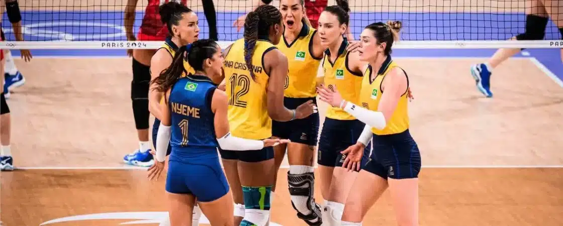 VÔLEI FEMININO: Brasil vence Japão e avança para as quartas de final