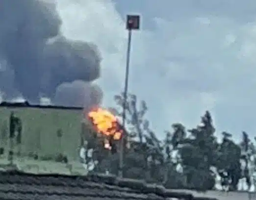 Fumaça ‘toma’ céu de Camaçari e gera incômodo na população