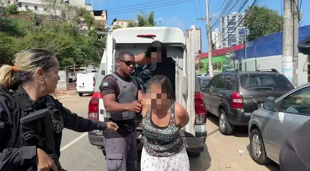 Mulheres tentam entrar em presídio com drogas nas partes íntimas e são presas