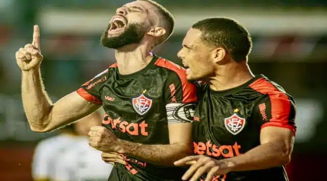 Vitória vence Cuiabá e deixa zona de rebaixamento