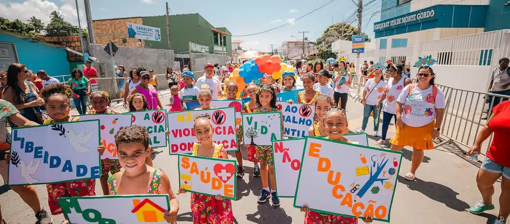 Desfile de Monte Gordo acontece neste sábado