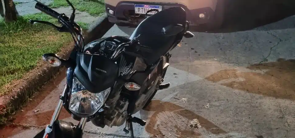 Moto roubada é recuperada na Liberdade