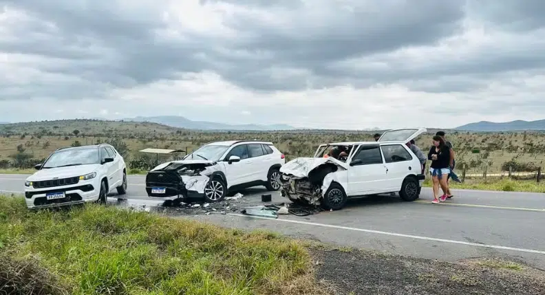 Idoso morre em batida entre veículos no Recôncavo da Bahia