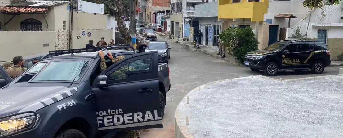 Polícias realizam megaoperação contra crime organizado na Bahia