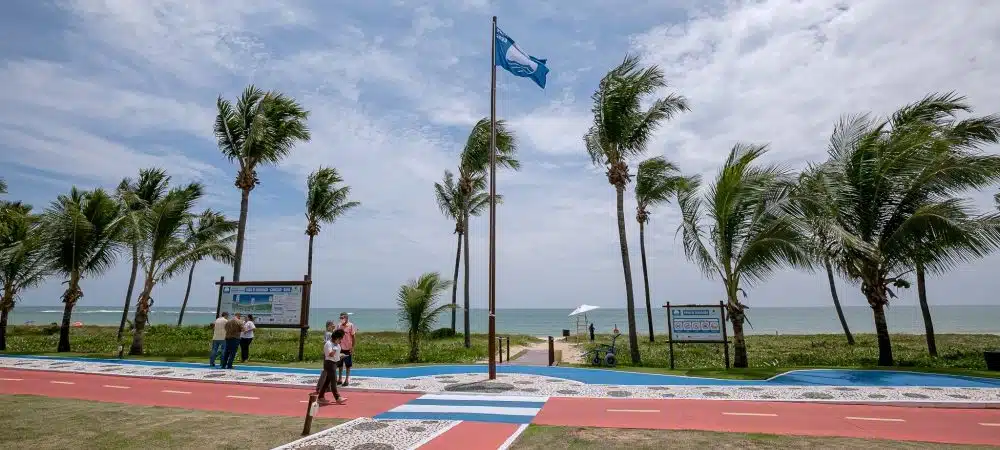 Praia do Paraíso recebe selo Bandeira Azul; ENTENDA!