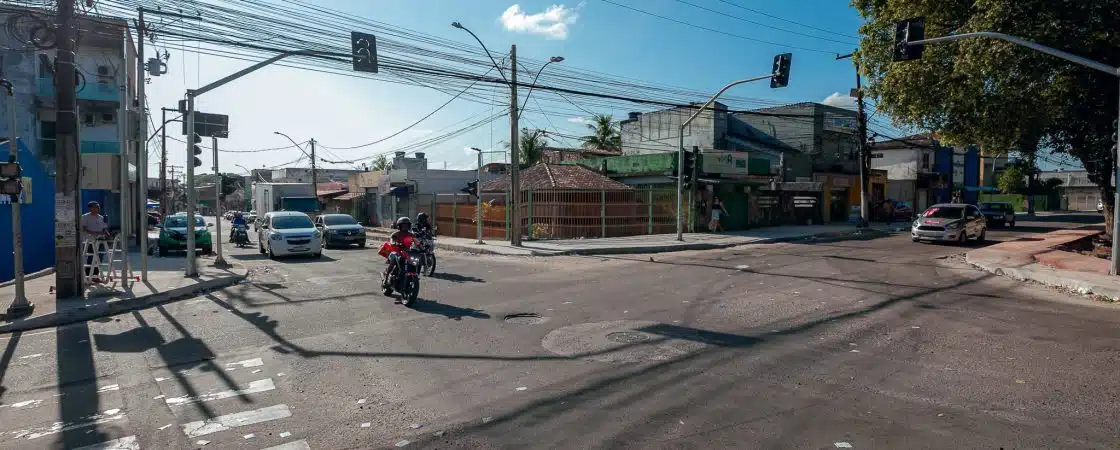 Trecho da Avenida Eixo Urbano Central é liberado para tráfego