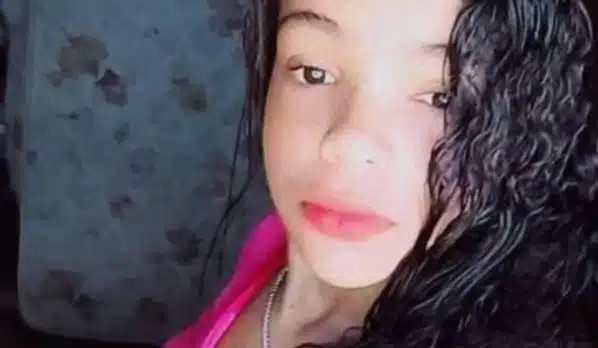 Adolescente de 17 anos é morta pela ex-esposa do companheiro com quem se relacionava