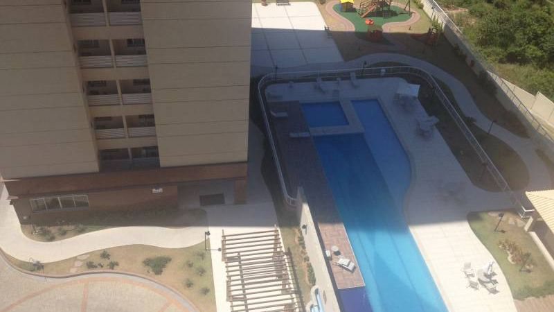 Criança de 3 anos morre afogada em piscina de prédio em Salvador