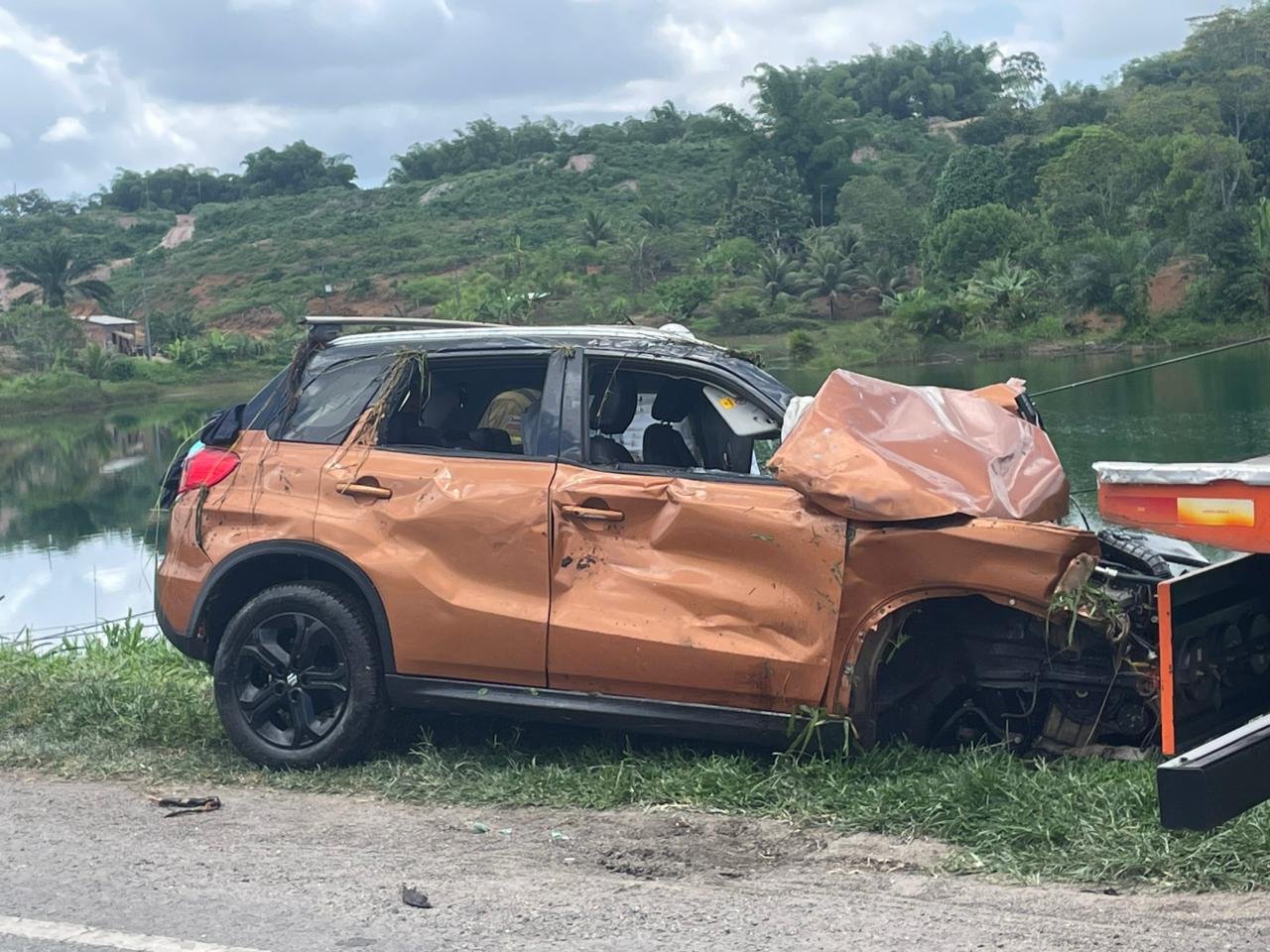 Homem morre após perder controle de carro em Simões Filho