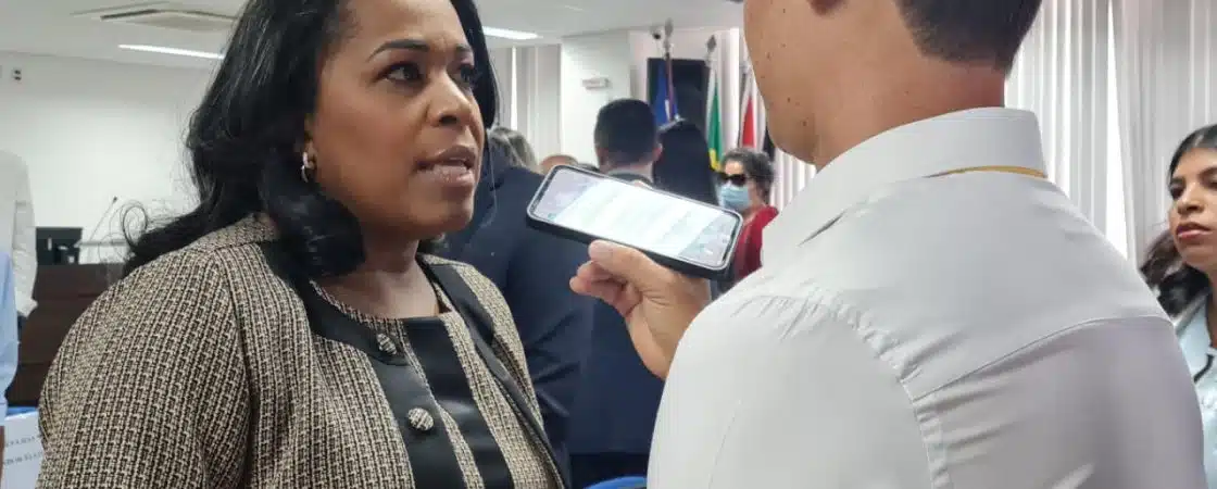 Pastora Déa confirma que irmão assumirá cargo no governo Caetano