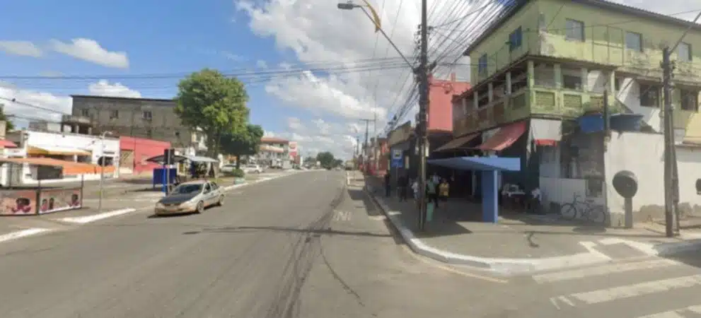 Vítima fica ferida durante assalto à luz do dia no Derba