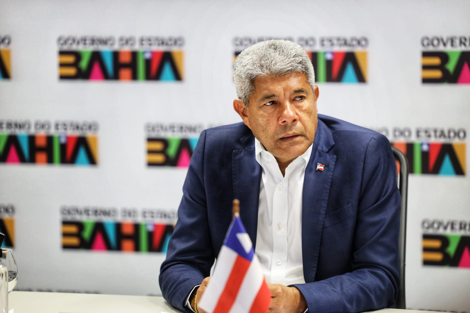 Pesquisa aponta rejeição de 46% a Jerônimo Rodrigues na Bahia - BAHIA NO AR
